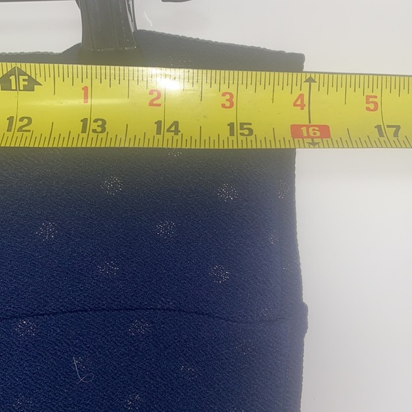 2/$10- LuLaRoe- Cassie Pencil Skirt Stretchy - Picture 6 of 11